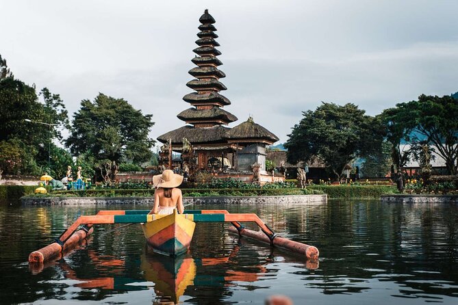North Bali Hidden Gems Tour Ulun Danu Temple Twin Lakes Waterfall - Ulun Danu Temple on Lake Beratan: Calm Water, Big Views