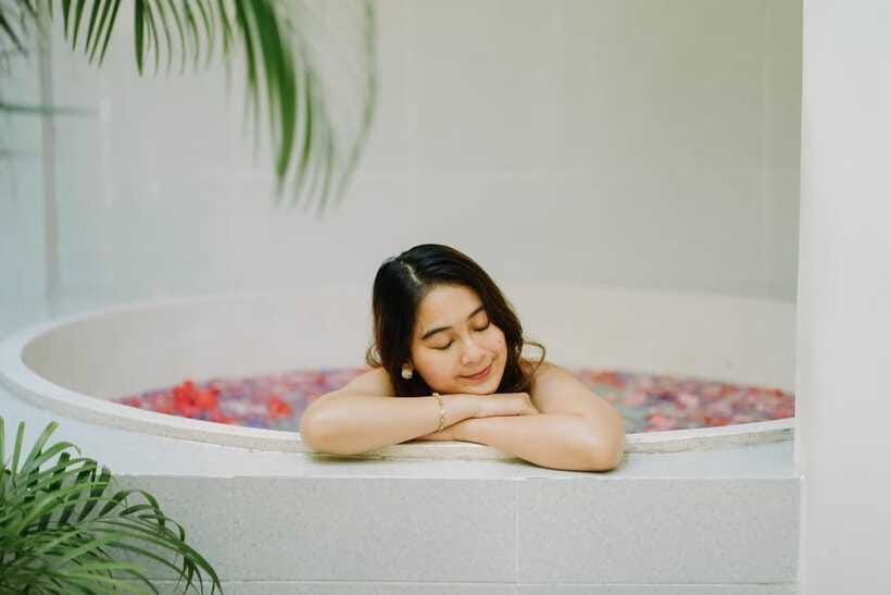 Nusa dua: Luxury Spa Bali Massage, Scrub, Flowerbath 2 hour - Body Scrub (30 Minutes): Softer Skin, Better Results From the Moisturizer