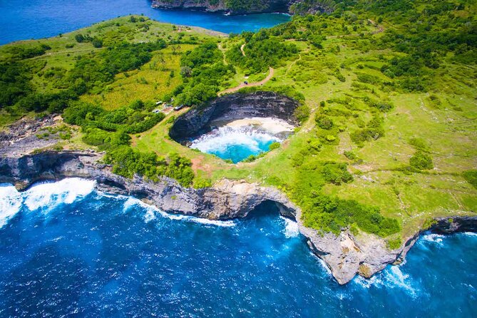 Nusa Penida Instagram Tour: The Most Iconic Spots (Private & All-Inclusive) - Atuh Beach, Rumah Pohon, and Pasih Uug: the best photo rhythm