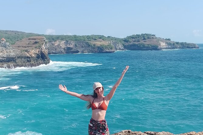 Nusa Penida Snorkeling at Manta Bay and Land Tour (inclusive) - Lunch at 12:30: fuel up before the water portion