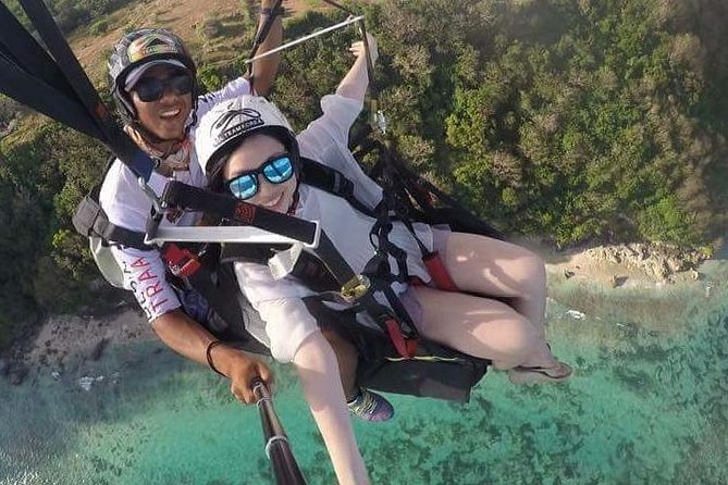Paragliding Bali at Uluwatu Cliff with Photos/Videos - The in-air part: how the 10–15 minutes usually plays out