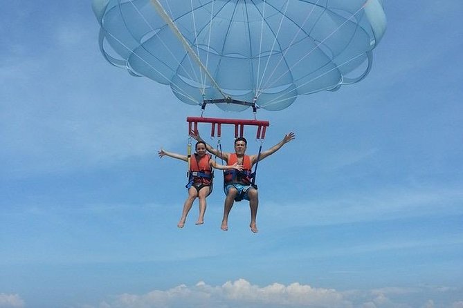 Parasailing Adventure watersport all include - Price and value: $29.79 can be great or frustrating