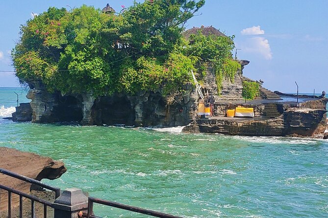 Private Bali Tour with Lisensed Bali Driver - Sacred Monkey Forest Sanctuary: short visit, big energy