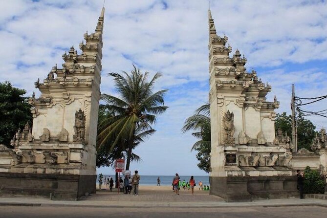 Private Half-Day Beach and Shopping Tour in Kuta - Mal Bali Galeria: air-conditioned shopping that’s easy on your feet