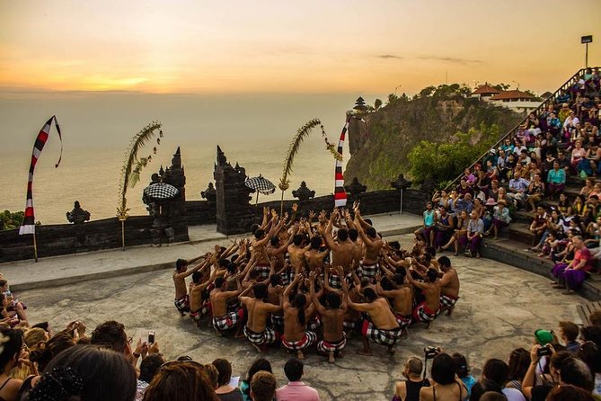 Private Tour Bali Beaches and Uluwatu Temple with Dinner - Padang Padang Beach: the movie-famous rock-walk and why surfers love it