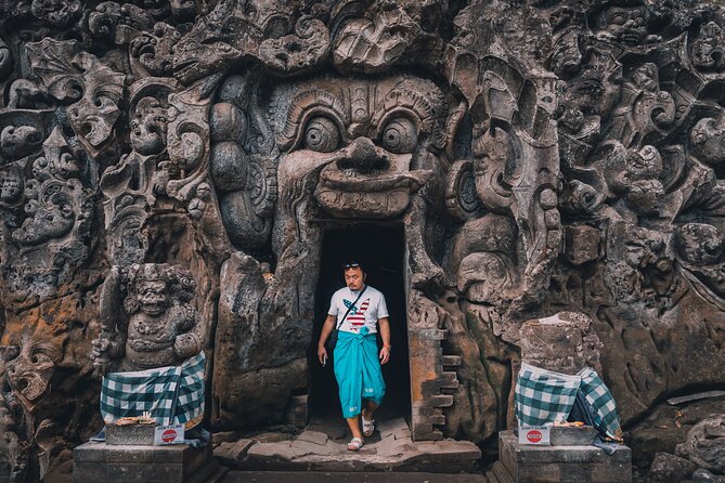 Private Tour : Bali Best Waterfalls, Temples and Monkey Forest - Tibumana waterfall: the hidden-jungle feel with a swim option
