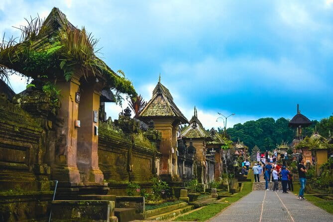 Private Tour: Bali Cultural Heritage Tour - Penglipuran Village: bamboo shade, carvings, and old customs