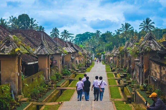 Private Tour: Bali Cultural Heritage Tour - Arca Building Archaeological Museum: prehistory and royal funeral relics