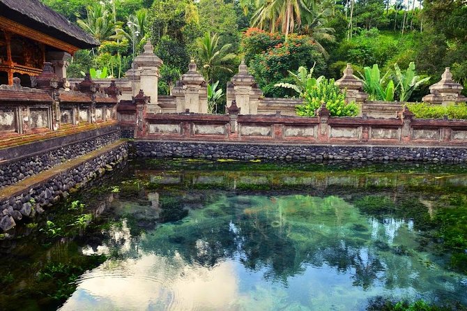 Private Tour: Bali in a Day - Stop 2: Kintamani and Mount Batur caldera views (with lunch timing)