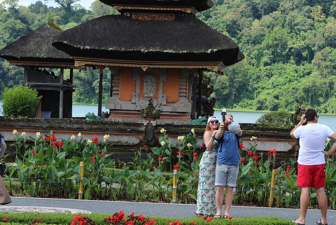 Private Tour: Bali Temples, Hidden Waterfall and Handara Gate - Tanah Lot and the Handara Gate: Viewpoints, Queues, and Timing