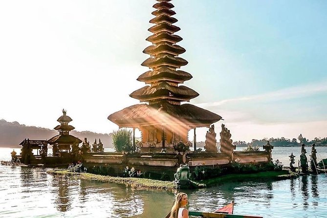 Private Tour: Jatiluwih Rice Terrace,Ulun danu and Banyu Mala Waterfall Tour - Buyan Lake and Tamblingan Lake: twin views with a viewpoint feel
