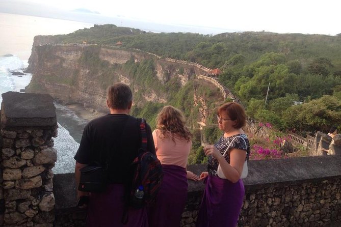 Private Tour Rafting Uluwatu Kecak Dance Sunset and Dinner in Jimbaran Bay - Full-day flow: from Ayung River rafting to Uluwatu sunset to Jimbaran dinner