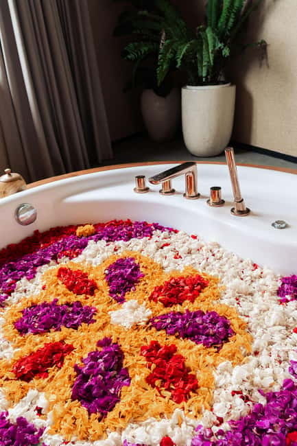 Seminyak: Spa Treatments at Svaha Spa Seminyak - Couples treatment energy (and solo comfort too)