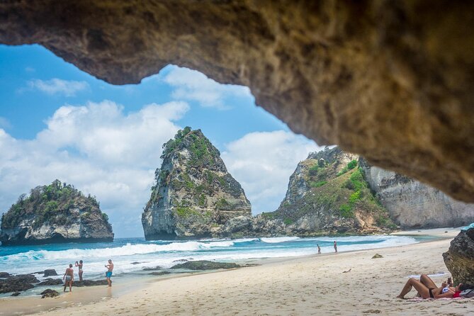Snorkeling Adventure with East Nusa Penida Tour All Inclusive - Crystal Bay Stop: Clear Water + Reefs, With a Heat Check