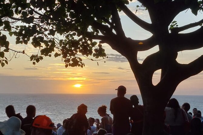 Sunset at Uluwatu Temple and Spa Tour - Kecak Dance Upgrade: When to Expect the Story at Sunset