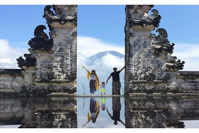 Tour Gate of Heaven at Lempuyang Temple - Blue Lagoon Snorkeling with lunch - Pickup, private car, and what $51 really buys you
