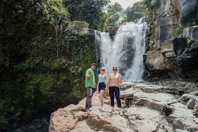 Ubud Small Group Tour: Monkey Forest, Tegalalang Rice Terraces and more - Sacred Monkey Forest: How to Stay Safe and Get Better Photos