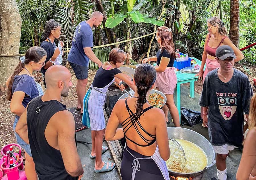 Uluwatu Bali: Lets Cook 180 Meals for underprivileged Locals - Key Highlights You’ll Care About