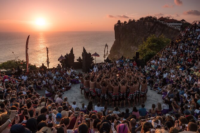 Uluwatu Cliff Temple sunset Tour with Kecak Show and Sea Food Dinner at Jimbaran Beach - A 5-hour private sunset plan from Kuta
