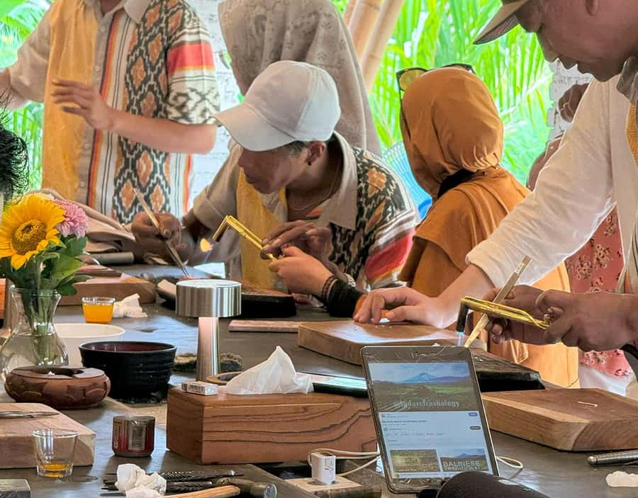 Uluwatu : Make Your Own Silver Jewelry Class - The Bali silver story you’ll hear while you craft