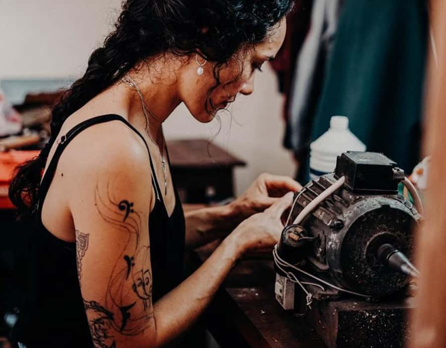 Uluwatu : Make Your Own Silver Jewelry Class - Choosing your ring, earrings, or pendant from 5 grams of Bali silver