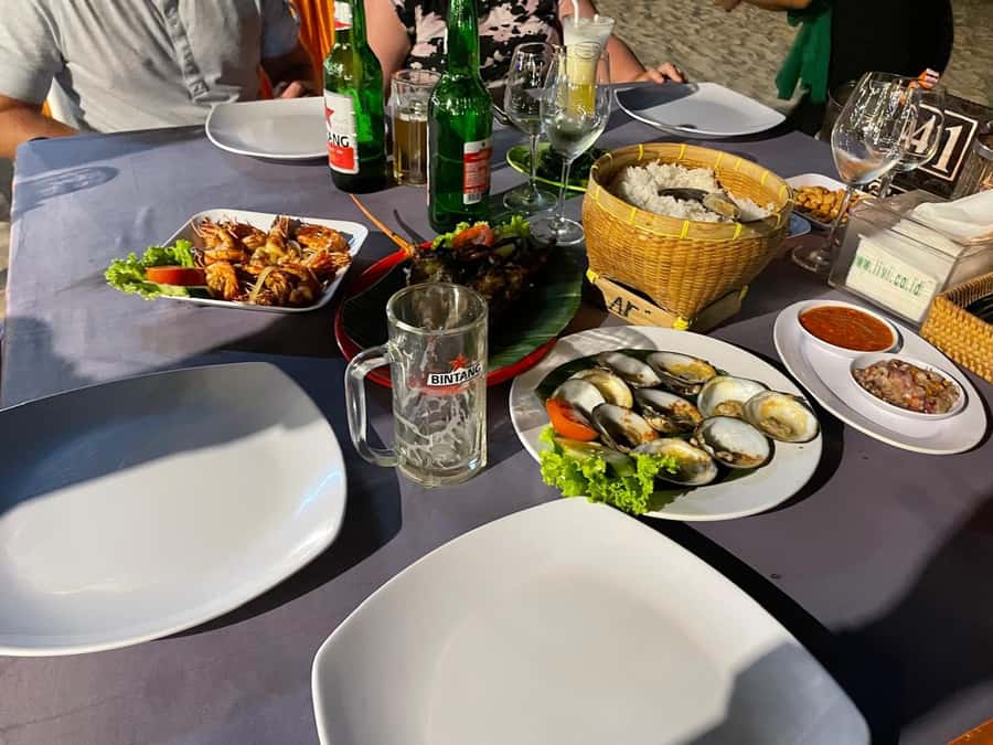 Uluwatu Sunset Temple - Kecak Dance Show & Seafood Dinner - Private transportation and hotel pickup: the part people actually feel