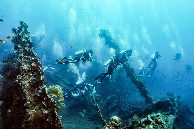 USS Liberty Shipwreck Scuba Diving at Tulamben Bali - Second session at the Liberty: coral, swim-throughs, and macro targets