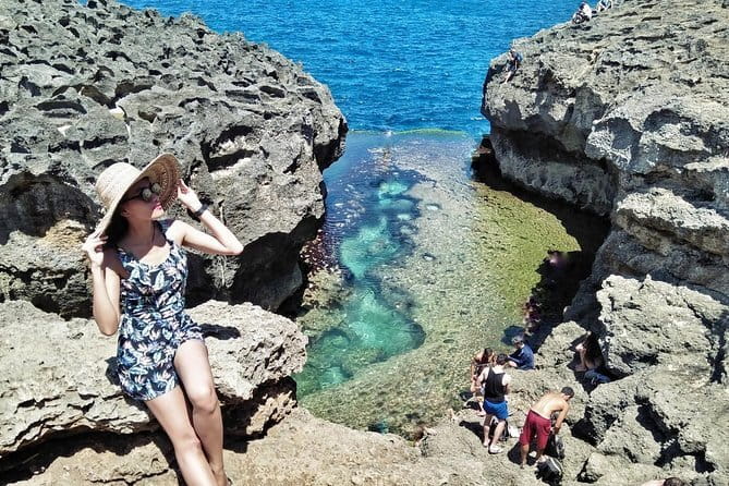 West Nusa Penida Day Trip - Broken Beach and Angel’s Billabong: two icons in one stretch